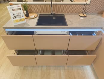 Kuchyňa Senso vr. spotrebičov 6