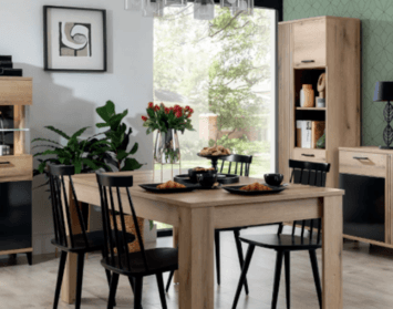 Drevená stolička sa hodí do každého štýlu bývania