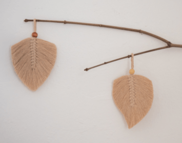 Ako si vyrobiť jednoduchý závesný list z makramé