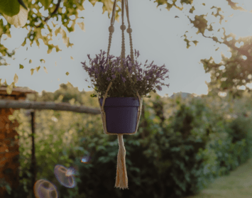 Vyrobte si na kvetináč krásnu sieťku z makramé