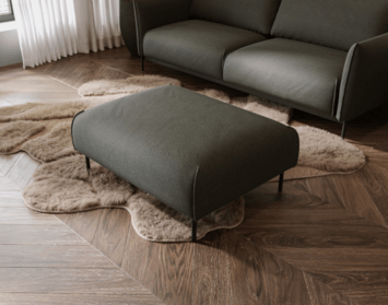 Moderné taburety – funkčné, ale aj efektné doplnky interiéru