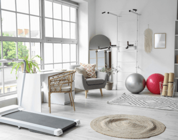 Hrazdy, kruhy a rebriny na cvičenie – ako sa rozhýbať doma