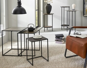 Príručné stolíky – doprajte si ich v súpravách a kombináciách