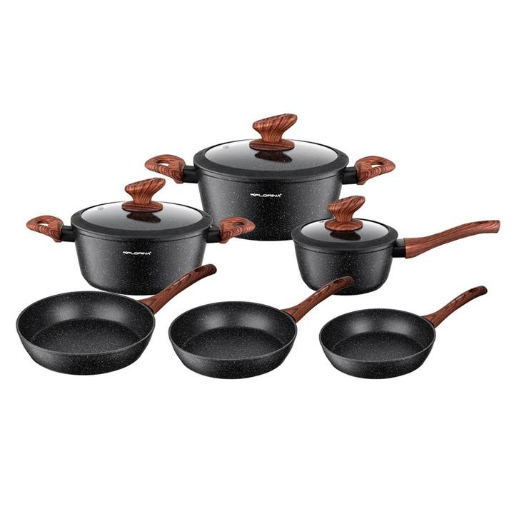 Sada hrncov MASTER 9 ks (2 hrnce a 1 rajnica s pokrievkou, 3 panvice) 1