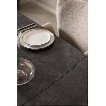 Jedálenský stôl BLACKBURN čierna/matná čierna 2