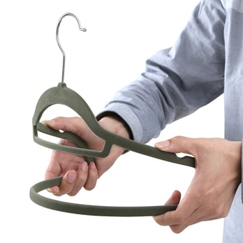 Vešiaky CRF20 sivá, 20 ks 3