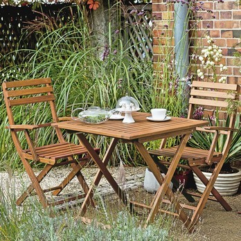 Záhradný stolík HOLSTEIN eukalyptus 1