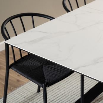 Jedálenský stôl IRWINE 210 biela/čierna 8