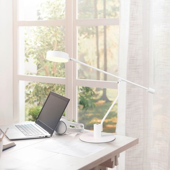 Stolná lampa MANDURO biela 1