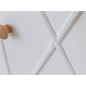 Komoda MARON 2.4 borovica/biela 9