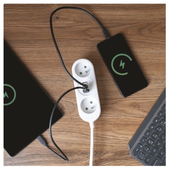 Predlžovací kábel P0211E biela, 2 zásuvky, 2xUSB, 1xUSB-C, dĺžka 1,4 m 1