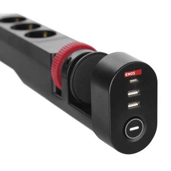 Predlžovací kábel na stôl P1311PD čierna, 3 zásuvky, 2x USB-A, 1x USB-C, dĺžka 1,5 m 3