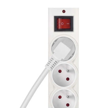 Prepäťová ochrana P54015/18 biela, 6 zásuviek, dĺžka 1,5 m, absorpcia 380 J 3