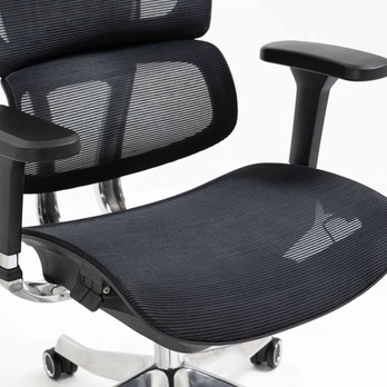 Kancelárske kreslo WANNIR LUX čierna 4